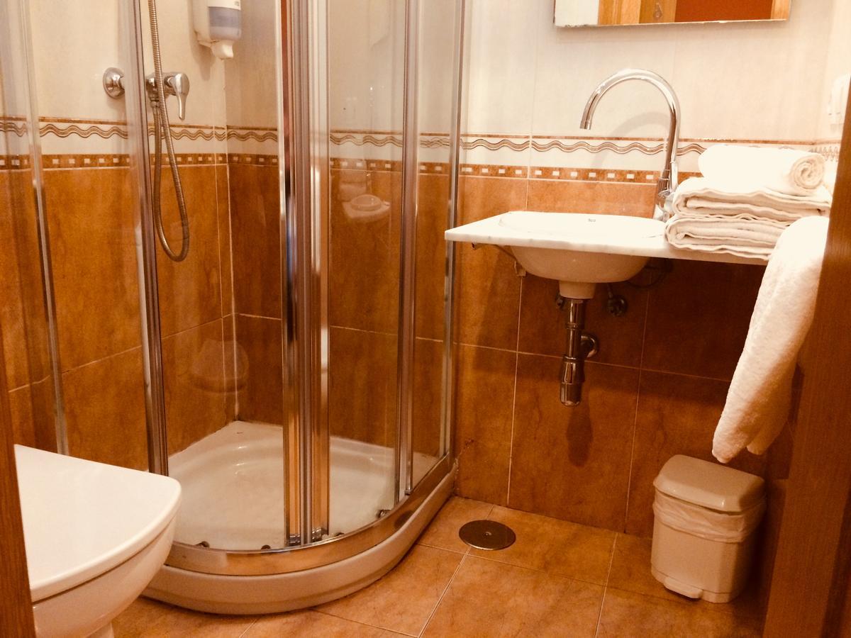 Pr Badalada Otel Santiago de Compostela Dış mekan fotoğraf